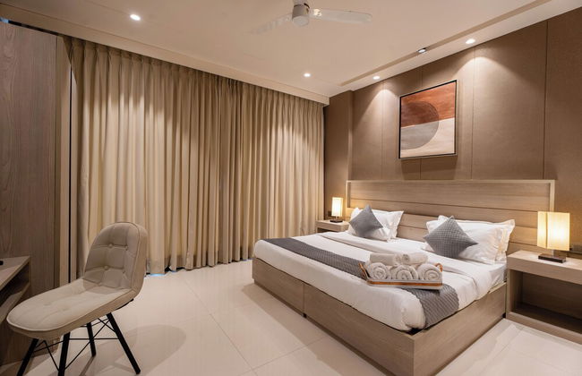 The Lodgers Luxury Hotel Near GolfCourse - Photo 1