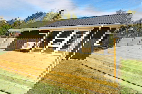 Foto 17 - 8 Person Holiday Home in Vaeggerlose