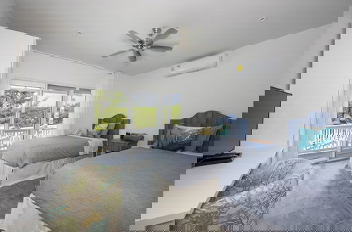 Foto 5 - Caribbean Sandcastle 4 Bedroom Home
