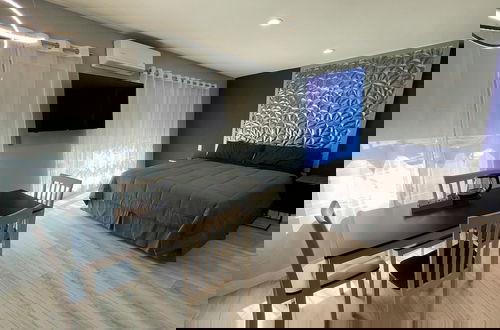 Photo 14 - Quintessence ApartHotel