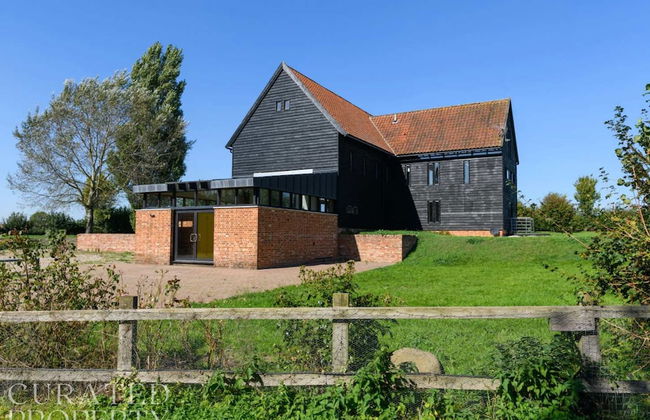Grand Suffolk Barn Conversion - Foto 42