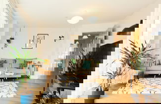 Photo 1 - The Queensland Sanctuary - Trendy 2bdr Flat With Terrace