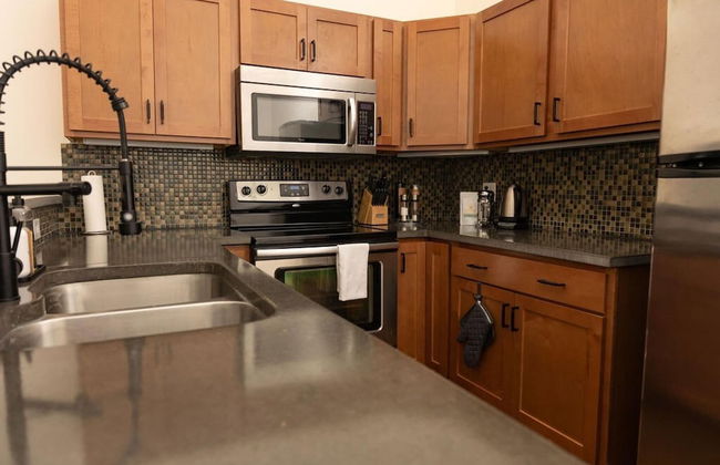 Historic 1 BR apt With Exposed Brick Loft Downtown - Photo 2