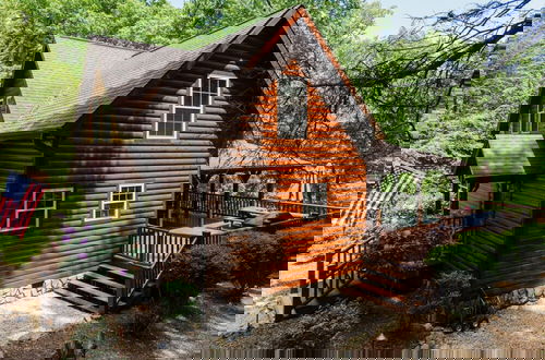 Foto 48 - Tree Top Lodge - Gorgeous Lake Cabin With Hot Tub & Magnificent Views Of Forests And Mountains! 3 Bedroom Cabin by Redawning