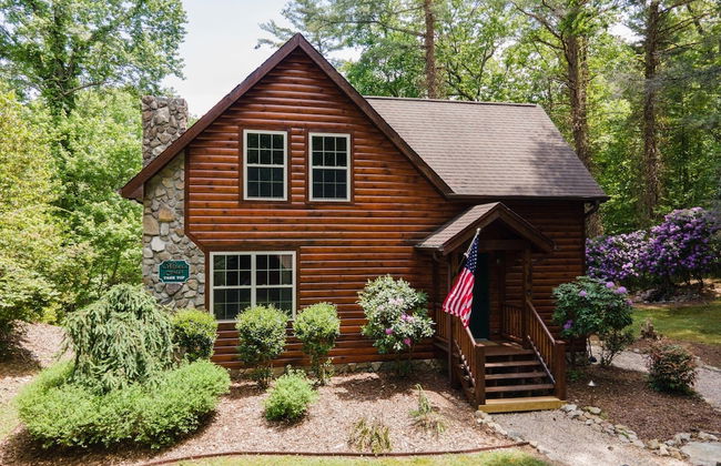 Tree Top Lodge - Gorgeous Lake Cabin With Hot Tub & Magnificent Views Of Forests And Mountains! 3 Bedroom Cabin by Redawning - Photo 53