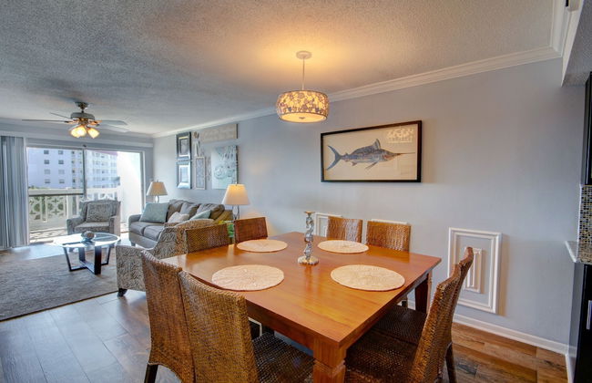 243 El Matador 2 Bedroom Condo by RedAwning - Photo 23