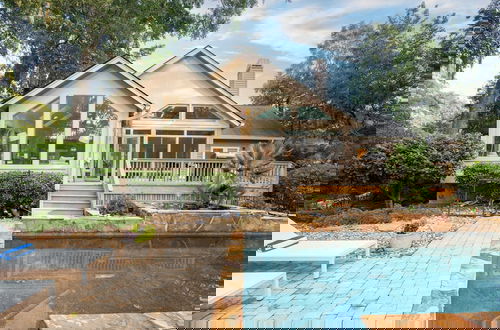 Foto 14 - Hilton Lagoon by Avantstay Designer Home w/ Luxe Pool in Hilton Head