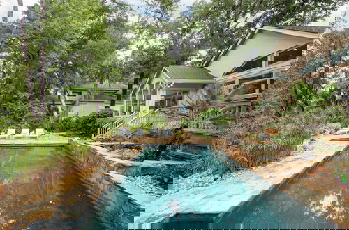 Foto 37 - Hilton Lagoon by Avantstay Designer Home w/ Luxe Pool in Hilton Head