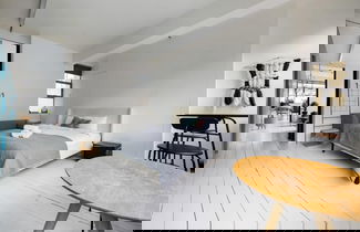 Photo 1 - Bright Work Live Industrial Loft in Shoreditch