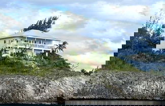 Photo 1 - Blue Love Point 5 Bedroom Home