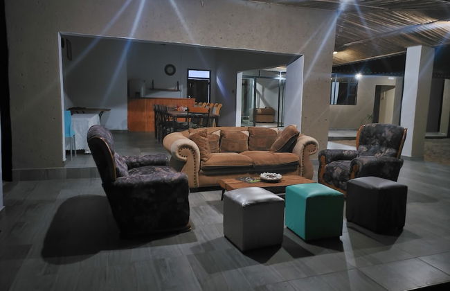 Destiny Blo Inn - Foto 4