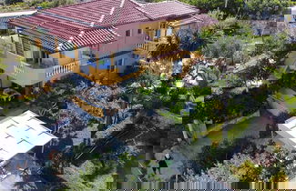 Foto 1 - Golden Villa