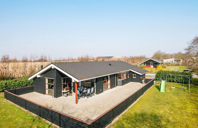 8 Person Holiday Home in Juelsminde - Foto 33