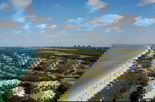 Photo 1 - Beach & Tennis 1802