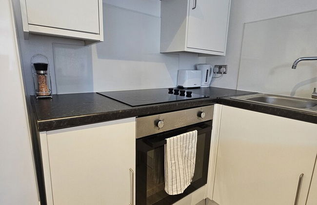 Charming 1-bed Apartment in Huddersfield - Foto 9