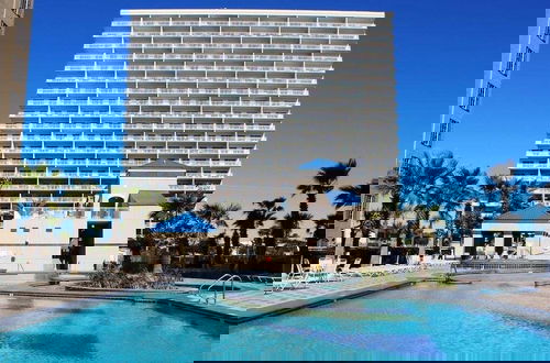 Foto 1 - Crystal Tower
