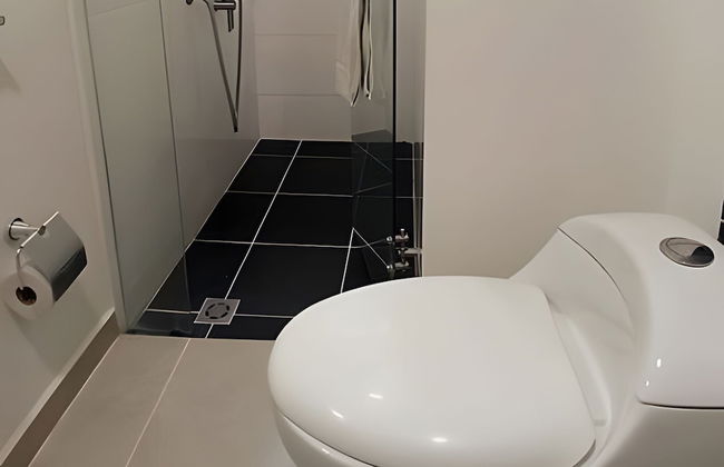 304 Moderno Aparta-Suite en Versalles Tipo Loft - Cali Tower Suites & Lofts - Photo 17