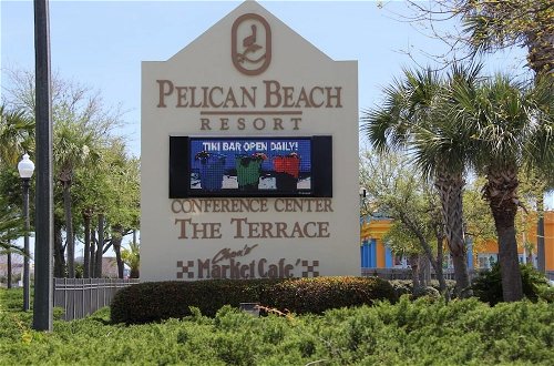 Photo 22 - Pelican Beach Resort 410