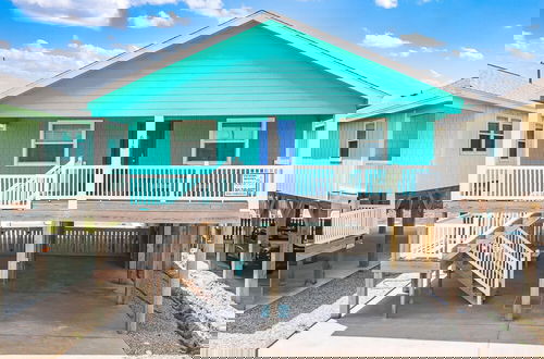 Foto 37 - Boogie Board Bungalow - Pet Friendly! Private Pool!