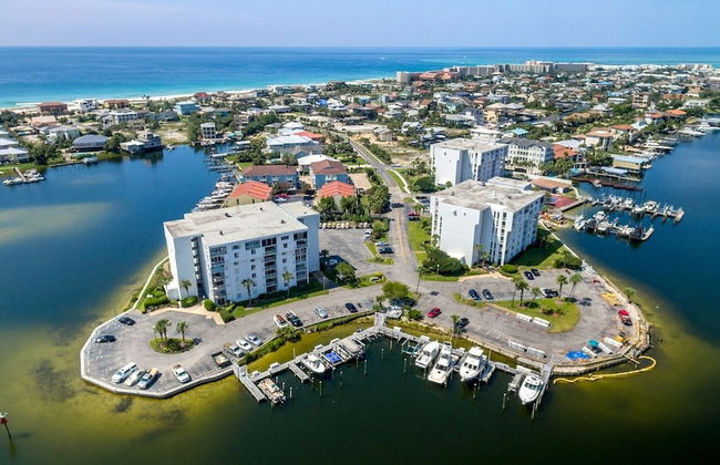 Dolphin Point 202a 2 Bedroom Condo by RedAwning - Foto 36