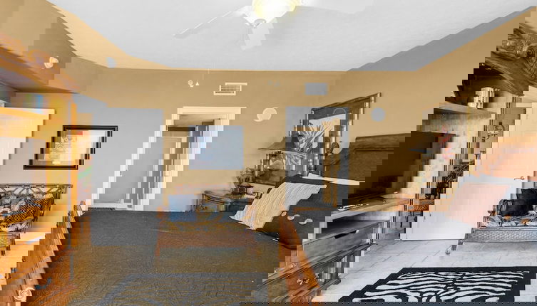 Photo 1 - Treasure Island 2212