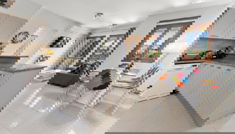 Foto 1 - Apartment Kz01 - Modern Ground Floor Apartment in the Heart of Aphrodite Hills Resort