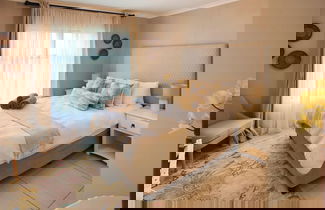 Photo 3 - Kamen House Langebaan 8-sleeper