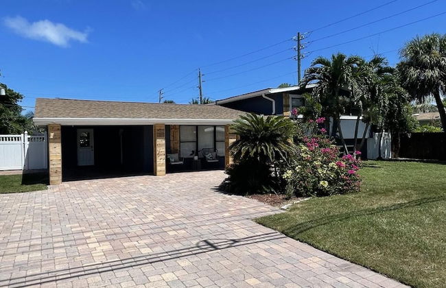 Kiss the Wave - Spacious 4BR 3BA w Pool hot tub - Foto 64