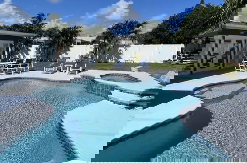 Photo 53 - Kiss the Wave - Spacious 4BR 3BA w Pool hot tub