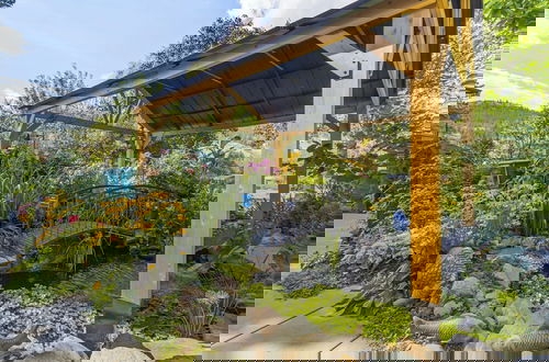 Foto 1 - Rayleigh River Retreat - Garden Oasis
