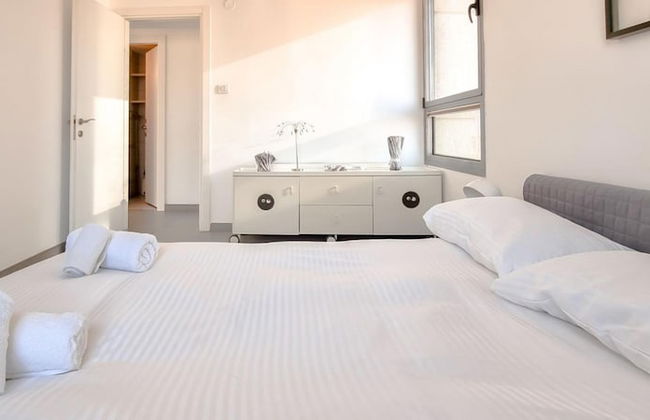 Rouge Eilat in Tel Aviv-yafo - Photo 27