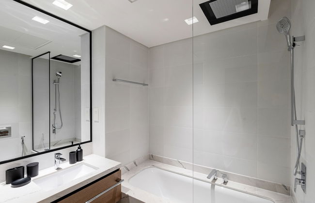 Stylish 1BR at Palace Residences - Foto 22