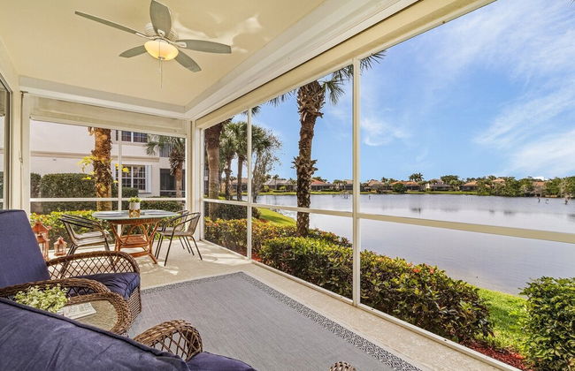 Crown Colony #101 - 16146 Mount Abbey Way 2 Bedroom Condo by RedAwning - Foto 1