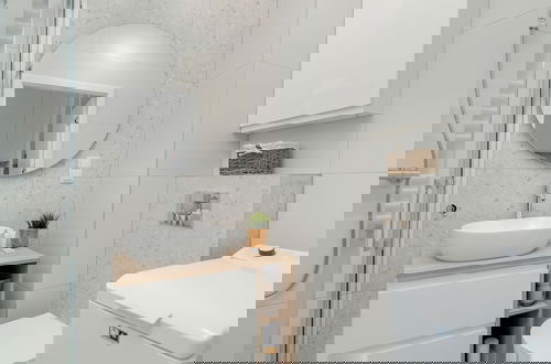Photo 30 - Minimalist Studios in Poznań by Renters