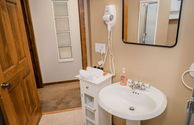 Waterfront 2BDR Condo in Grand Haven 110 - Photo 27