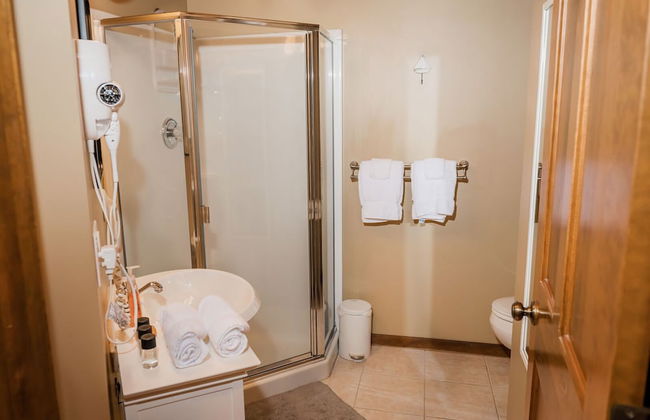 Waterfront 2BDR Condo in Grand Haven 110 - Photo 26