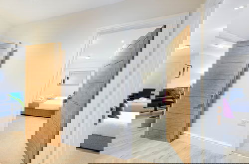 Foto 42 - Luxury 3 Bedroom Apartment with Parking