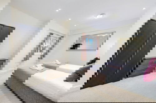 Foto 4 - Luxury 3 Bedroom Apartment with Parking