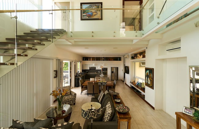 Luxury Hillside Estate at Nativa Resort by RedAwning - Foto 36