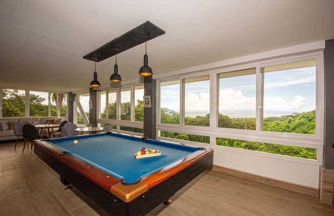 Luxury Hillside Estate at Nativa Resort by RedAwning - Foto 30