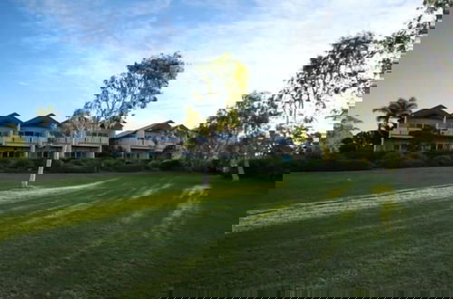 Photo 16 - Tinaroo Lake Resort