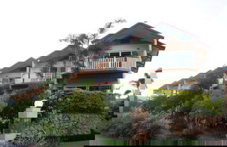 Photo 2 - Tinaroo Lake Resort