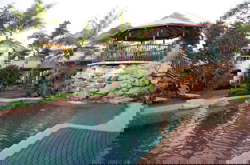 Photo 12 - Tinaroo Lake Resort