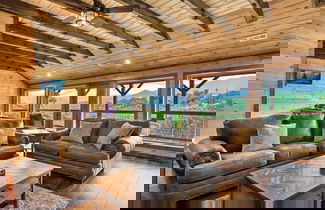 Foto 1 - Newly Built Amazing View Chalet Perfect Location
