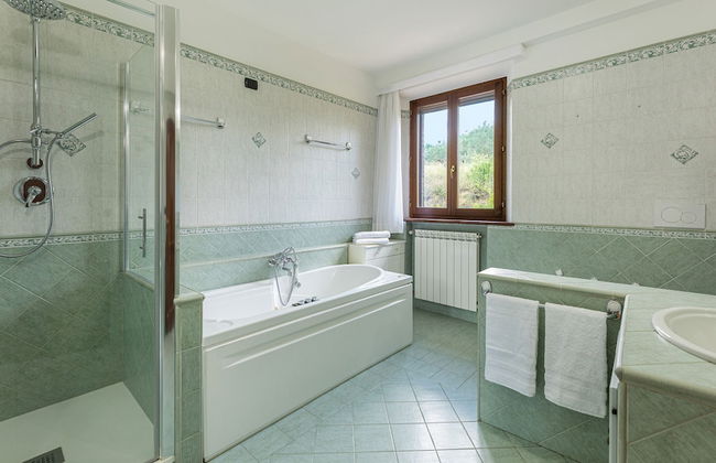 Villa Pianello 10 Emma Villas - Photo 19