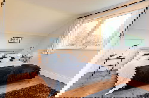 Photo 29 - A Split-level Spacious Home With sea Mountain Views
