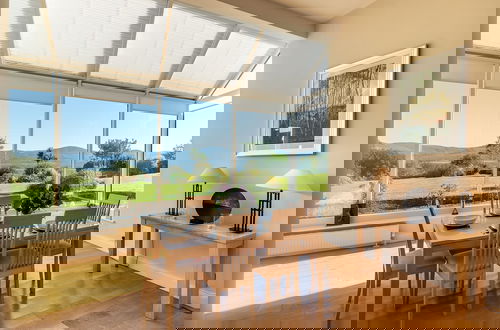 Photo 18 - A Split-level Spacious Home With sea Mountain Views