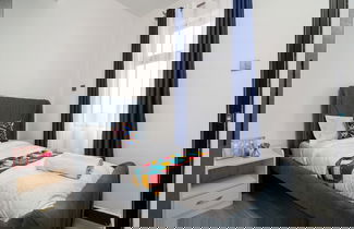 Foto 2 - Lux Suites Platinum Oak Residency