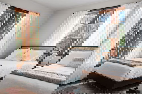 Foto 13 - Urban Cowboy Villas - Heart of 704