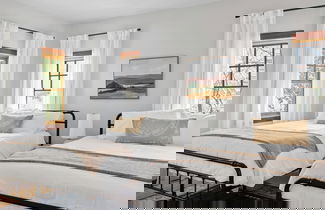 Foto 1 - Urban Cowboy Villas - Heart of 704